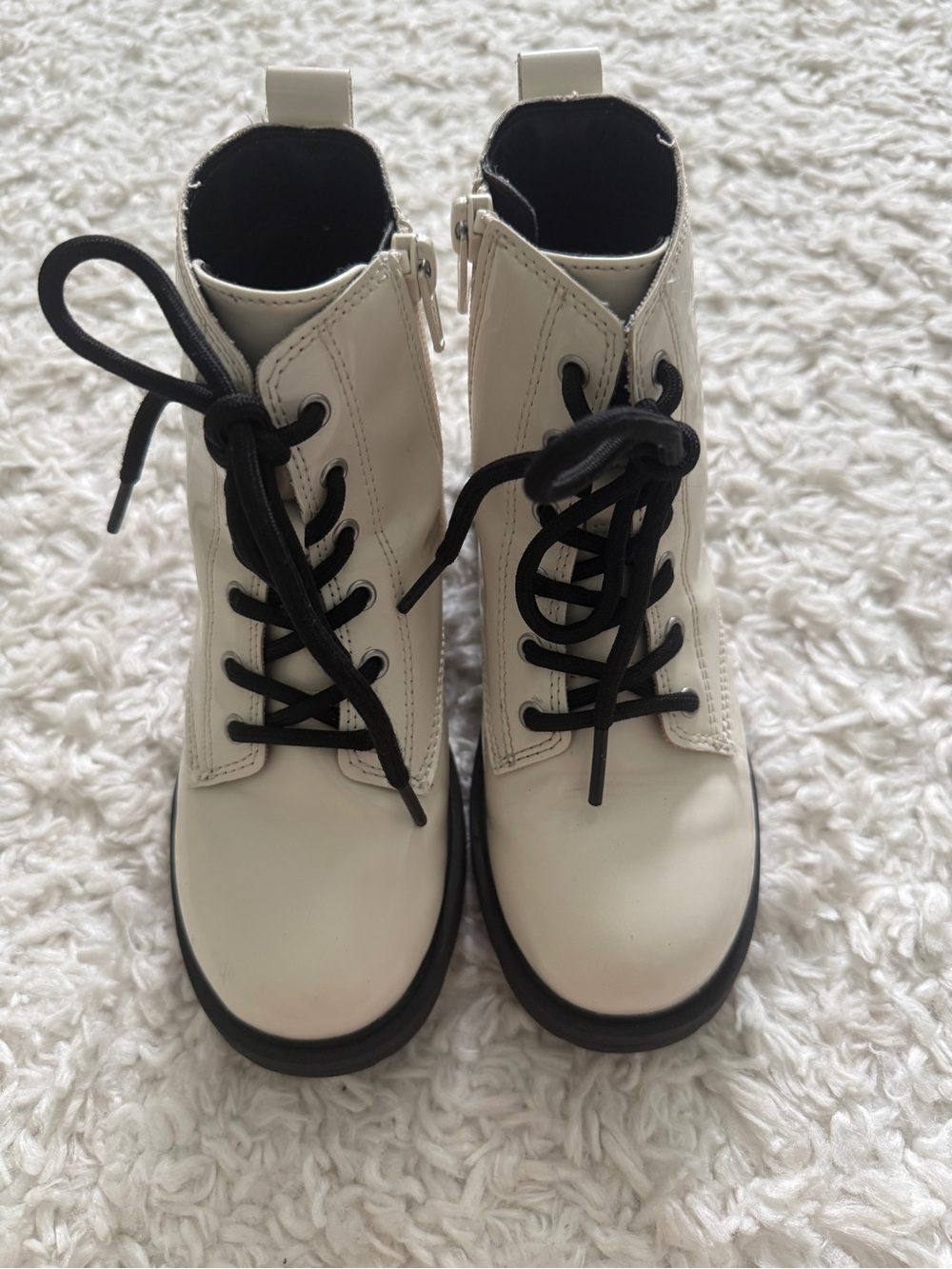Old Navy Cream Lace-Up Kids Combat Boots with Black Soles